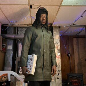 Green and white raincoat, perfect for a night out |Size: XL